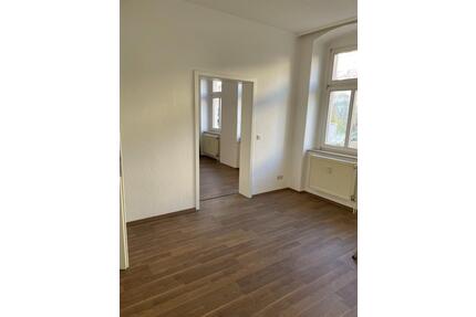 Super Dreiraumwohnung 78m² - 595,00&nbsp;EUR Kaltmiete, ca.&nbsp; 78,00&nbsp;m&sup2; in Halle (Saale) (PLZ: 06120) Dölau