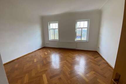 Wohnung zum Mieten in Reichenbach im Vogtland 275,00 € 71.58 m²