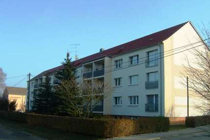 Wohnung zum Mieten in Crinitz 339,79 € 59.96 m²