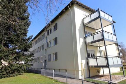 Endlich Zuhause: renovierte 2-Zi.-Wohnung - Göppingen