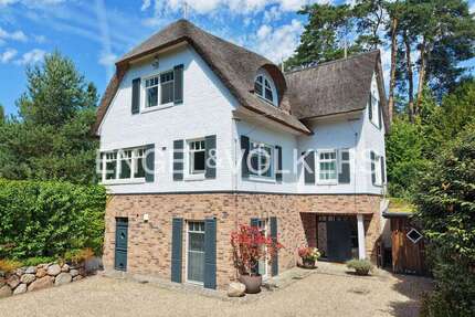 Haus zum Kaufen in Buchholz in der Nordheide 1.450.000,00 € 250 m²