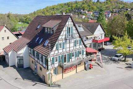 Wohnen & Arbeiten unter einem Dach - Haus mit Laden, Lager & Entwicklungspotenzial in zentraler Lage - Eberdingen