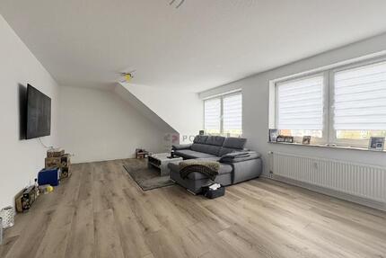 Wohnen mit Charme- Gemütliche Dachgeschosswohnung mit Balkon! - Ribnitz-Damgarten