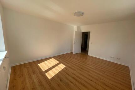 Erstbezug nach Sanierung – stilvolle 2-Zi-EGwohnung mit Terrasse - Elsdorf-Westermühlen