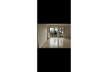 Schöne 2-Zimmer Souterrain Wohnung, große Terrasse in Durmersheim