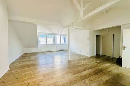 Wohnung zum Mieten in Düsseldorf 1.800,00 € 85 m²