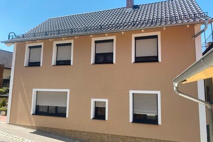 großes, besonders schönes Haus ab sofort verfügbar! Ohne Makler! - Rottenburg an der Laaber