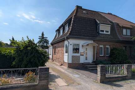 Haus zum Kaufen in Haldensleben 200.000,00 € 106.95 m²