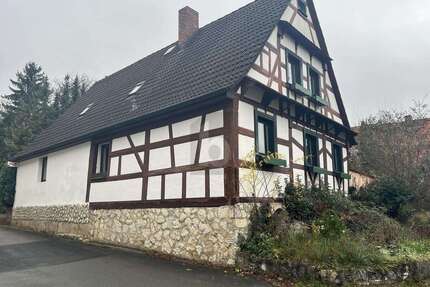 Haus zum Kaufen in Strullendorf 299.000,00 € 140 m²