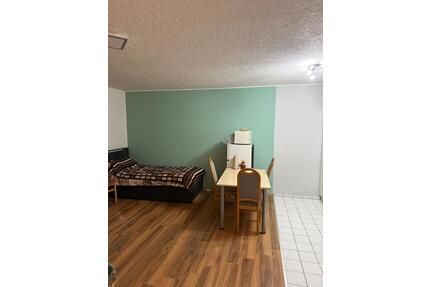 Ortsrandlage: hübsches 1-Zimmerappartment mit Aussenstellplatz - Waldalgesheim