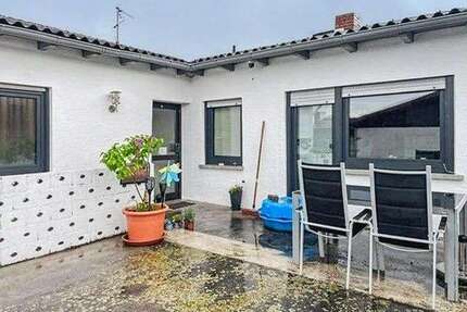 Haus zum Kaufen in Flörsheim-Dalsheim 245.000,00 € 157 m²