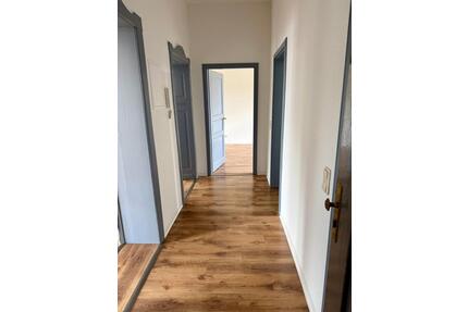 Charmante 3-Zimmer-Altbauwohnung mit Garage, Hof & Terrasse - Pritzwalk