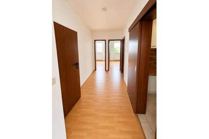 3 Zimmer Wohnung,56 m2, in ruhiger Lage,Stellplatz,ohne Makler! - Dessau-Roßlau Brambach