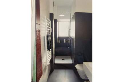 Klassische Altbauwohnung in ruhiger, zentraler Lage von Hamburg-Wandsbek