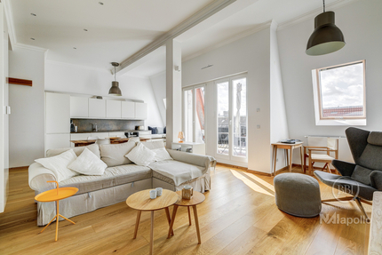 LICHTDURCHFLUTETE DACHGESCHOSSWOHNUNG MIT AUFZUG UND TERRASSE IN BEGEHRTER KIEZLAGE! - Berlin Friedrichshain