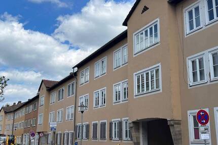 Attraktive Wohnung in Mehrfamilienhaus zu vermieten - Kassel Wesertor