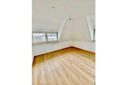 Wohnung zum Mieten in Stuttgart 1.060,00 € 64 m²