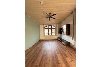 1-Raum-Wohnung, teilmöbliert, 50 m2 - Meiningen