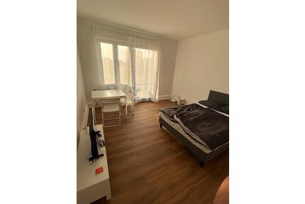 WG- Zimmer Berlin Kreuzberg - 800,00&nbsp;EUR Kaltmiete, ca.&nbsp; 20,00&nbsp;m&sup2; in Berlin (PLZ: 10969) Friedrichshain-Kreuzberg