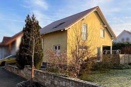 Haus zum Kaufen in Großniedesheim 585.000,00 € 145 m²