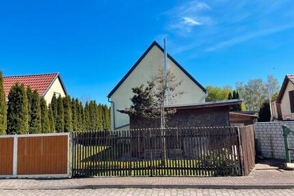 Haus mit Garten, Pool, Sauna und Partyraum - Allstedt