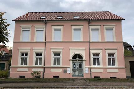 Schöne 2-Zimmer-Wohnung in Bahnhofsnähe von Fürstenberg - Fürstenberg/Havel