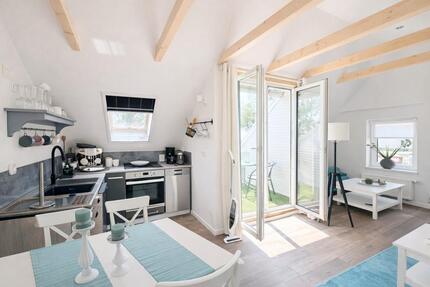 Ferienwohnung mit Loggia in 26529 Osteel, Nähe Krummhörn, Nähe Greetsiel, Ostfriesland - Upgant-Schott