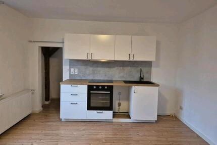 Interessante, helle 4-Zimmer-Wohnung - Husum