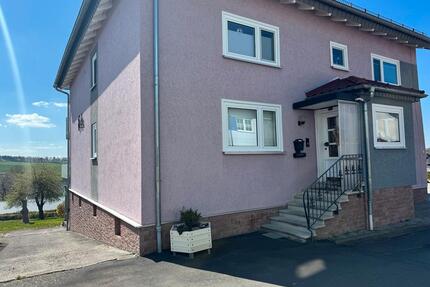 Etagenwohnung mit großem Garten und Saunabereich - Neukirchen
