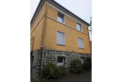 Zwei Familien aHaus - 280.000,00&nbsp;EUR Kaufpreis, ca.&nbsp; 106,00&nbsp;m&sup2; in Lüdenscheid (PLZ: 58513) Augustenthal