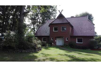 Haus zum Kaufen in Hemsbünde 780.000,00 € 330 m²