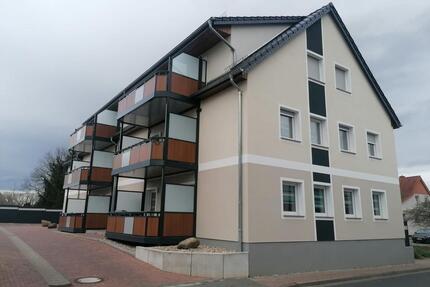 Moderne 4-Raum-Dachgeschosswohnung mit Balkon in Osterweddingen - Sülzetal