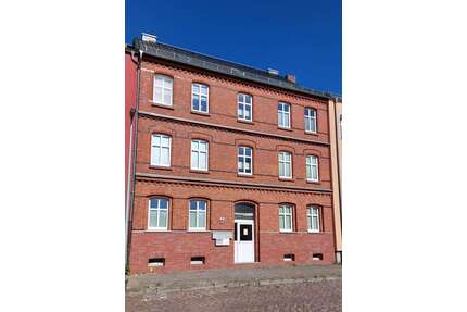 Wohnung zum Mieten in Rathenow 485,00 € 60.62 m²