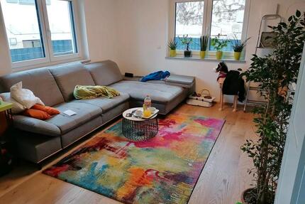 Exklusive Eigentumswohnung mit Terrasse, Garten & Whirlpool - Finsing