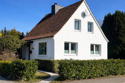 Einziehen und Wohlfühlen - 3 Zimmer Einfamilienhaus in Oldenburg - Oldenburg in Holstein