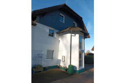 Mietwohnung nähe Marienheide - 700,00&nbsp;EUR Kaltmiete, ca.&nbsp; 98,00&nbsp;m&sup2; in Marienheide (PLZ: 51709)