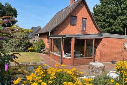 Einfamilienhaus mit großen Grundstück & Wintergarten - Bargteheide