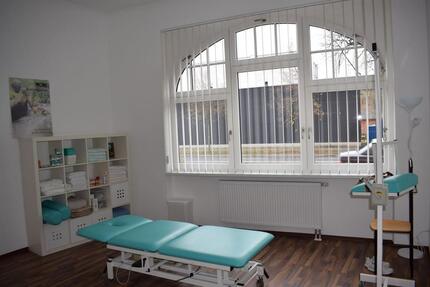 Friseursalon oder Büro Praxis 5 Zimmer Fläche von 121 m2 - Pforzheim