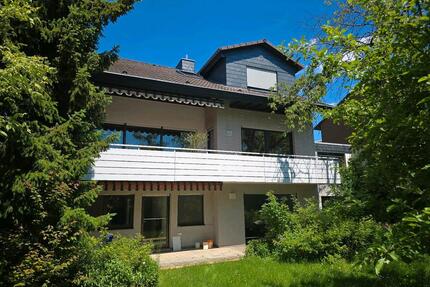 1 bis 3 Familienhaus NiedernhausenTs. in Top Aussichtslage