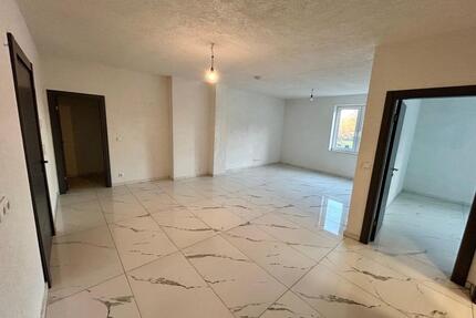 2 Zimmer Wohnung in Römhild - 650,00&nbsp;EUR Kaltmiete, ca.&nbsp; 60,00&nbsp;m&sup2; in Römhild (PLZ: 98630)