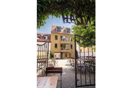Kultiges Immobilienensemble in der Erfurter Altstadt mit vielfältigen Nutzungsmöglichkeiten!