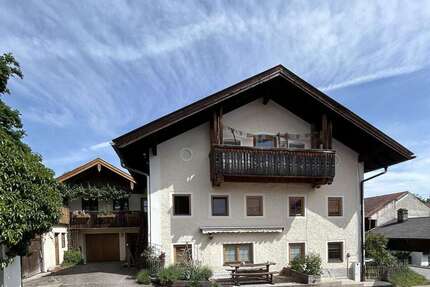 Haus zum Mieten in Bad Endorf 1.550,00 € 157 m²