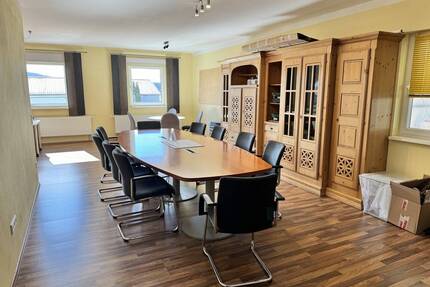 Großzügige Bürofläche im Gewerbegebiet von RÖTTENBACH