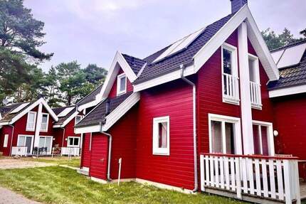Strandhaus Glowe zwei Schlafzi zwei Bäder Kamin Waschm Sauna strandnah