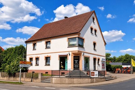 Dermbach, Wohnhs. + Gewerbe - 290.000,00&nbsp;EUR Kaufpreis, ca.&nbsp; 225,00&nbsp;m&sup2;&nbsp;Wohnfl&auml;che in Dermbach (PLZ: 36466)