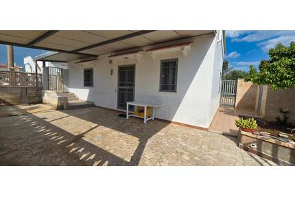 Haus in ApulienSan Pietro in BevagnaSpecchiarica - Klingenberg am Main