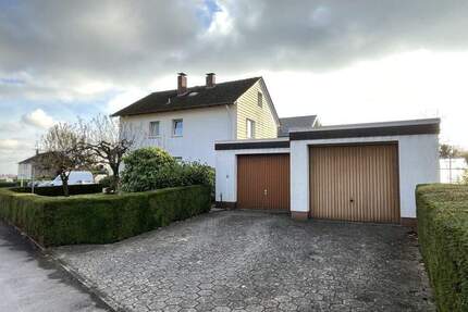 Ein- bis Zweifamilienhaus mit großem Potenzial in zentraler Lage von Leopoldshöhe