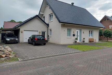 Einfamilienhaus in Emstek, - 1.200,00&nbsp;EUR Kaltmiete, ca.&nbsp; 138,00&nbsp;m&sup2; in Emstek (PLZ: 49685)
