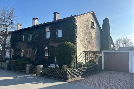 Haus zum Kaufen in Großkarolinenfeld 540.000,00 € 132 m²