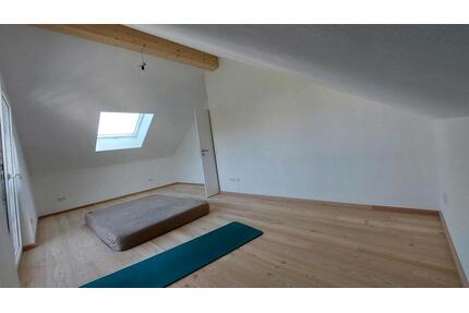 3,5 Zimmer Wohnung mit Balkon und großem Wohn-Ess-Bereich - Unterthingau